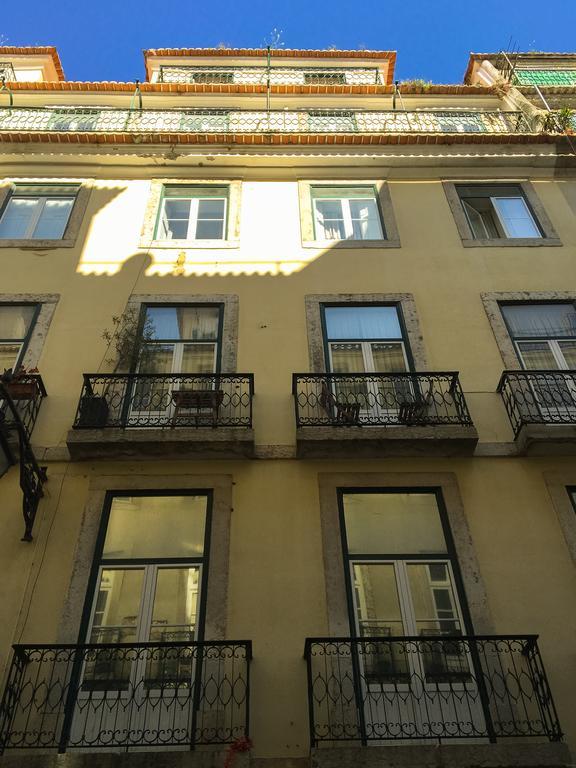 Apartamento de 2 dormitorios con balcón